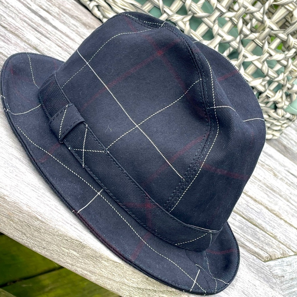 Prada Black and Silver Label Hat plaid brand new Without tags. Women M